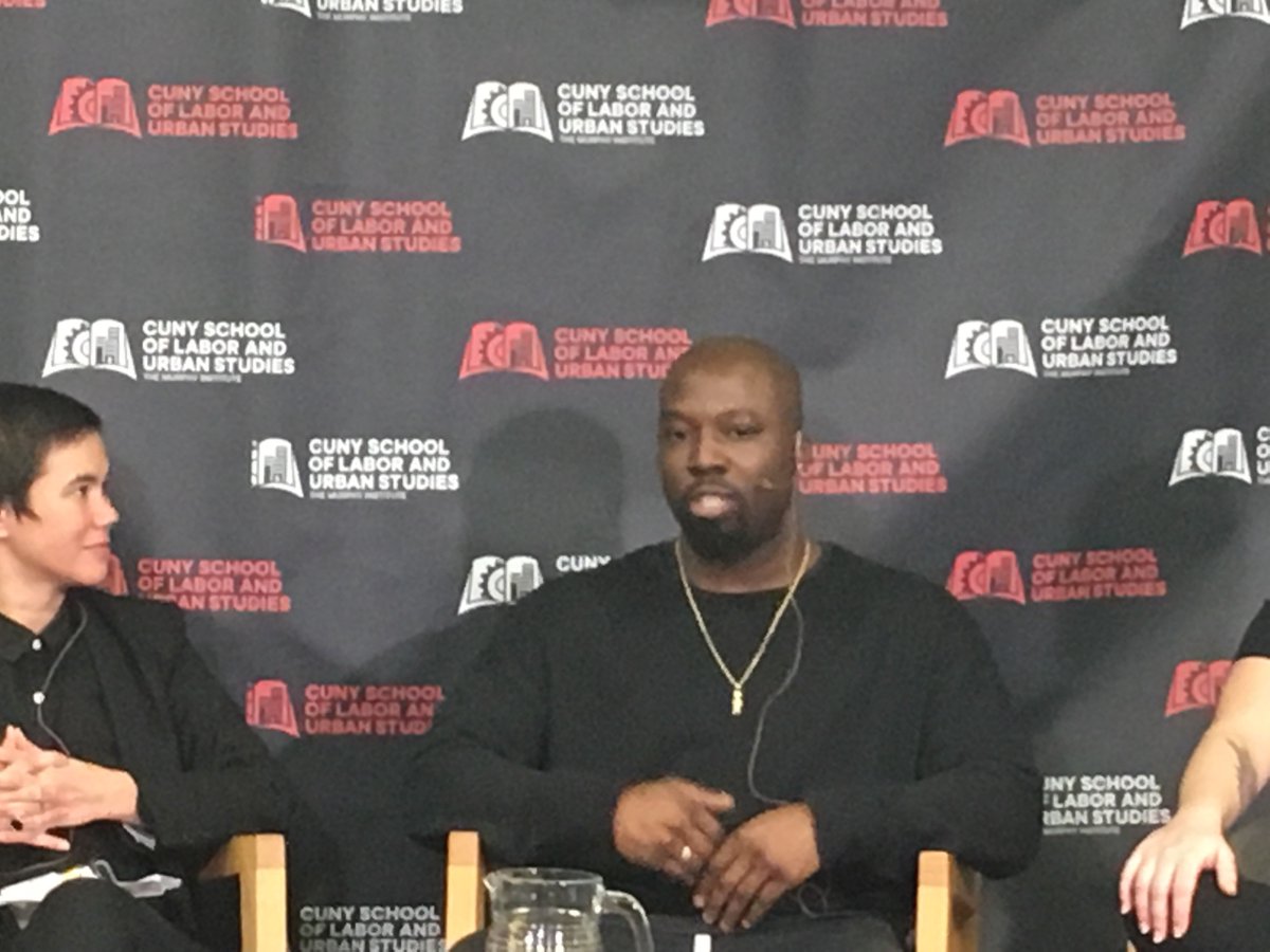 MurphyInstitute's tweet photo. Jedidiah Labinjo of @RetailAction shares his experiences organizing young retail workers @MurphyInstitute @CunySLU @WGAEast @viceunion @TeenVogue @RWDSU @CUNY @unionsemester @arseniareilly @GrimKim @Ddee1985 #NYC1u #unionstrong #youngworkers #MurphyTalks https://t.co/lLiw5djNFT