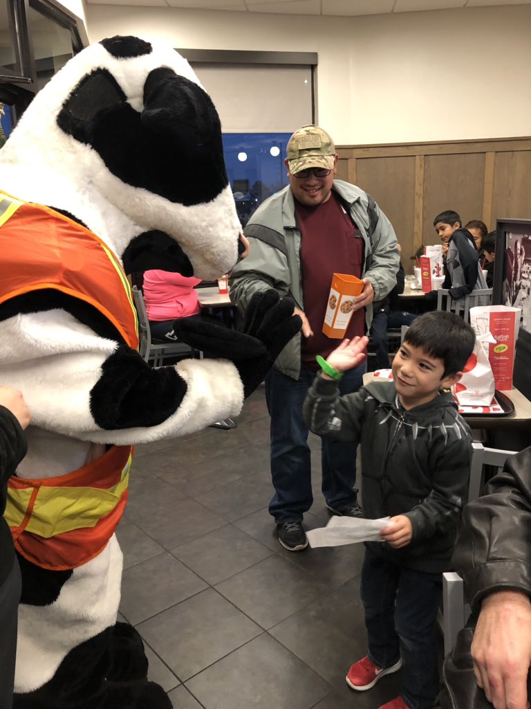 Elliott’s Chick-Fil-A Night  #spiritnight