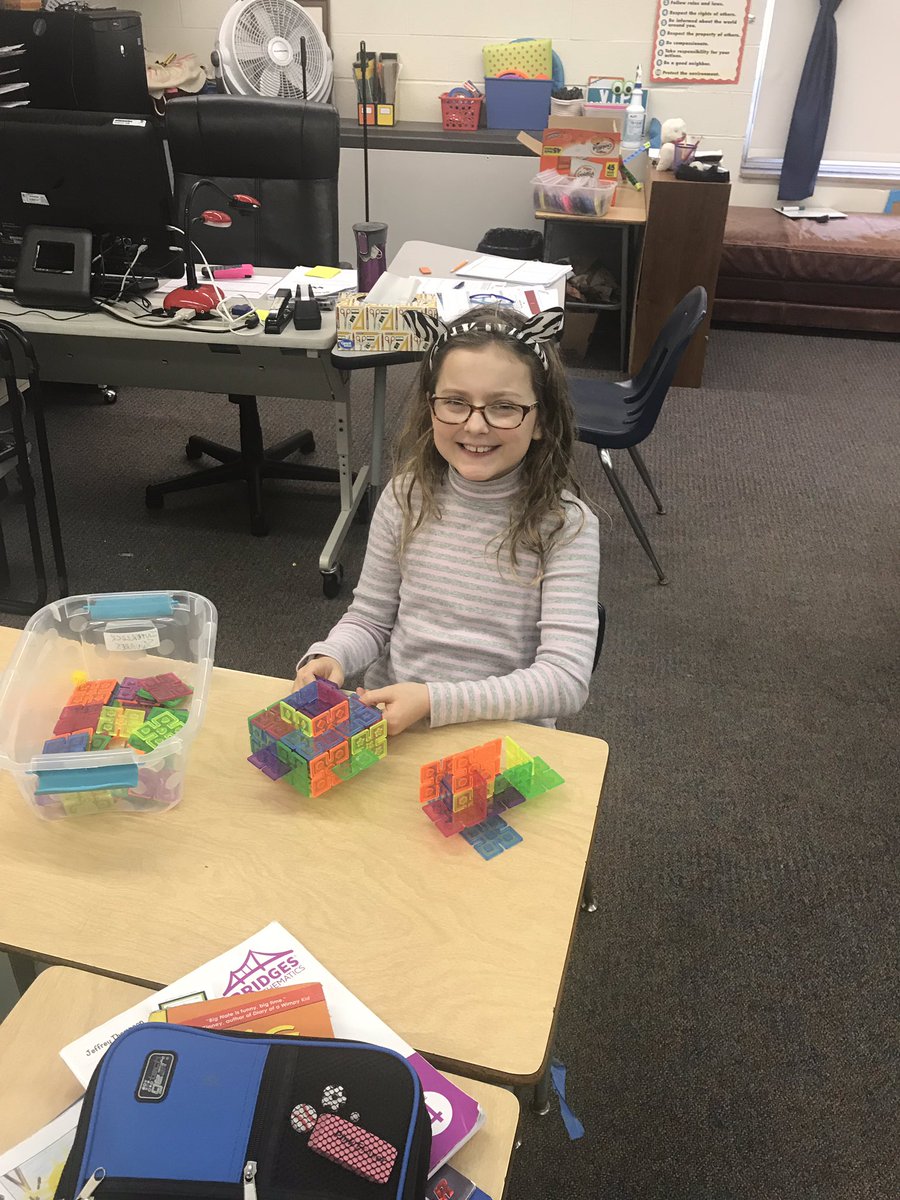 Kstrobelt's tweet photo. Builders Recess Club #EWpride @Kstrobelt https://t.co/nwCdIdlhgi