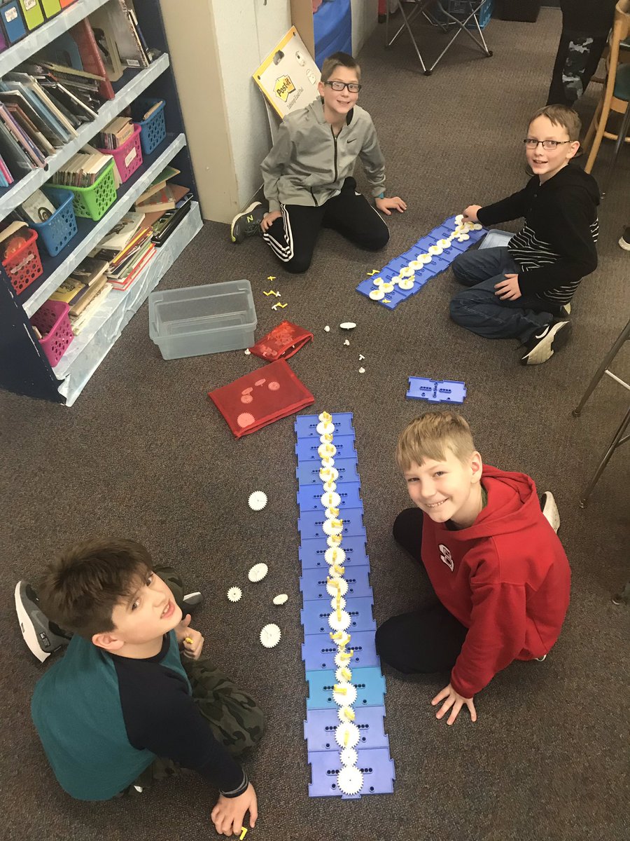 Kstrobelt's tweet photo. Builders Recess Club #EWpride @Kstrobelt https://t.co/B47UInE8ht