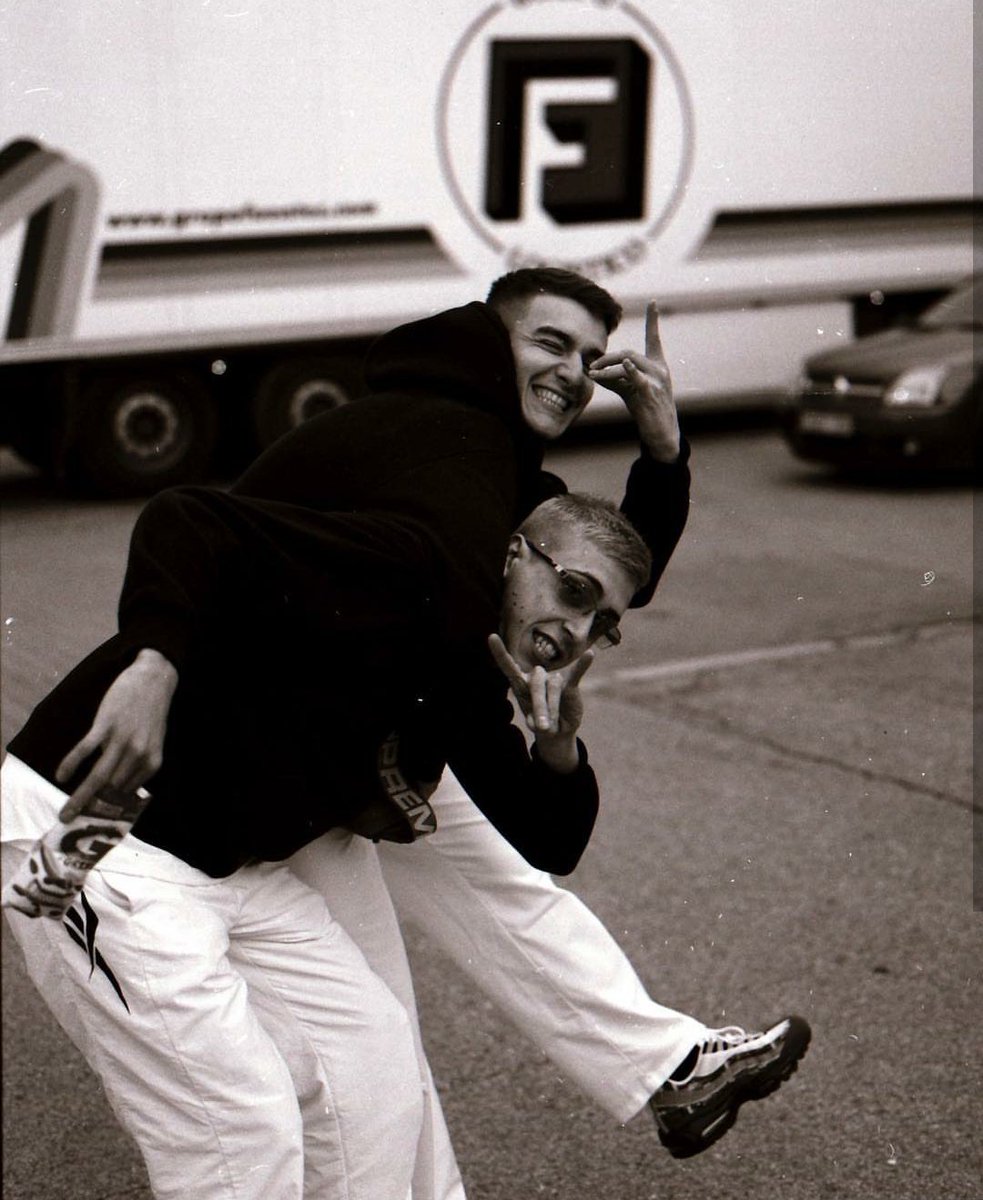 #PrayPorUnSelectaParaJorgito