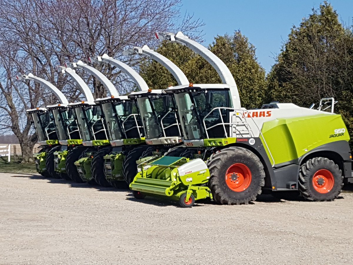 SunovaImplement's tweet photo. Looking for a new or used harvester? We have some great deals on now till the end of the year for new. A great selection of good used harvesters all field ready. Give us a call or message use for all your chopper needs. https://t.co/wxyE76U3hU