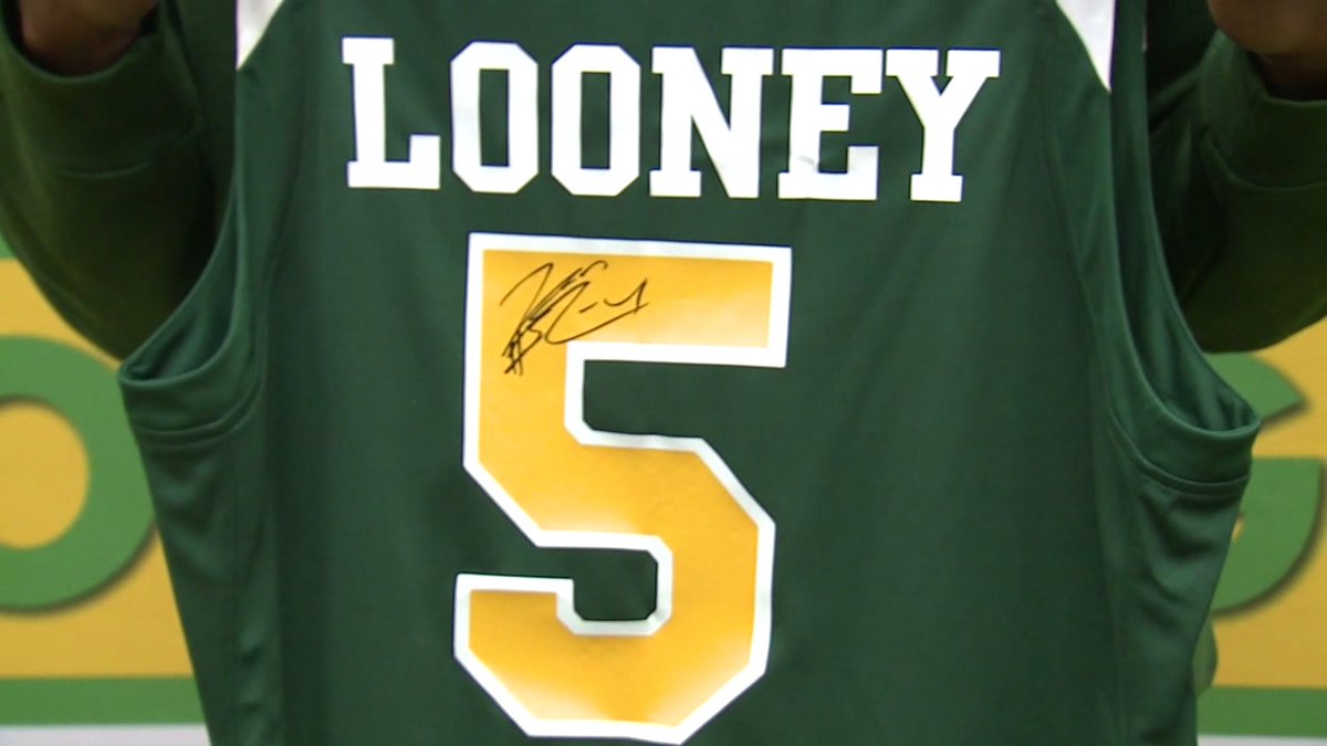 kevon looney jersey retired