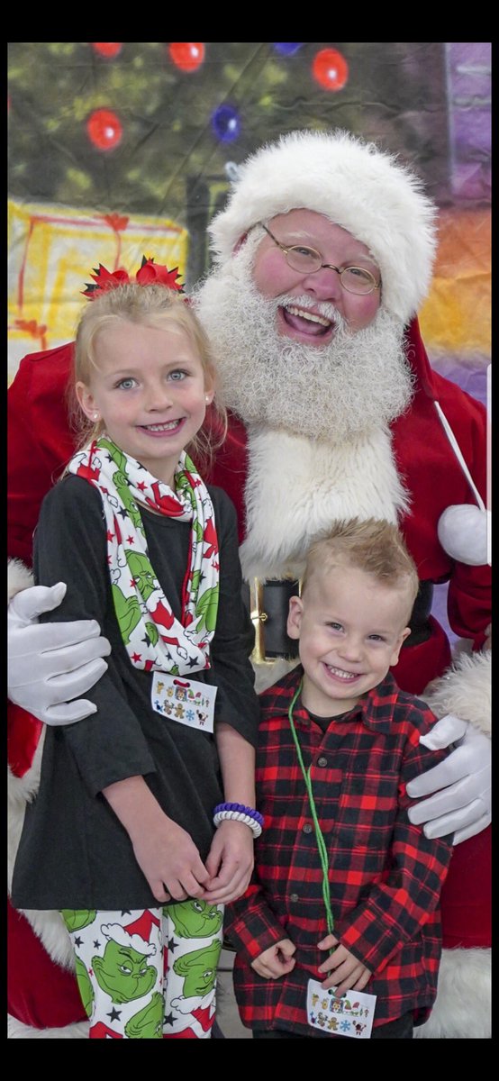 CHSBakerFCS's tweet photo. I’m thankful for all my sweet grandbabies!  Charli the 4 mo old is missing in this picture but I had to use it, best Santa pic. Cali 5yrs old and Cayden 2 yrs old. #12DaysOHTwitter https://t.co/ZNHvfgq8Sv