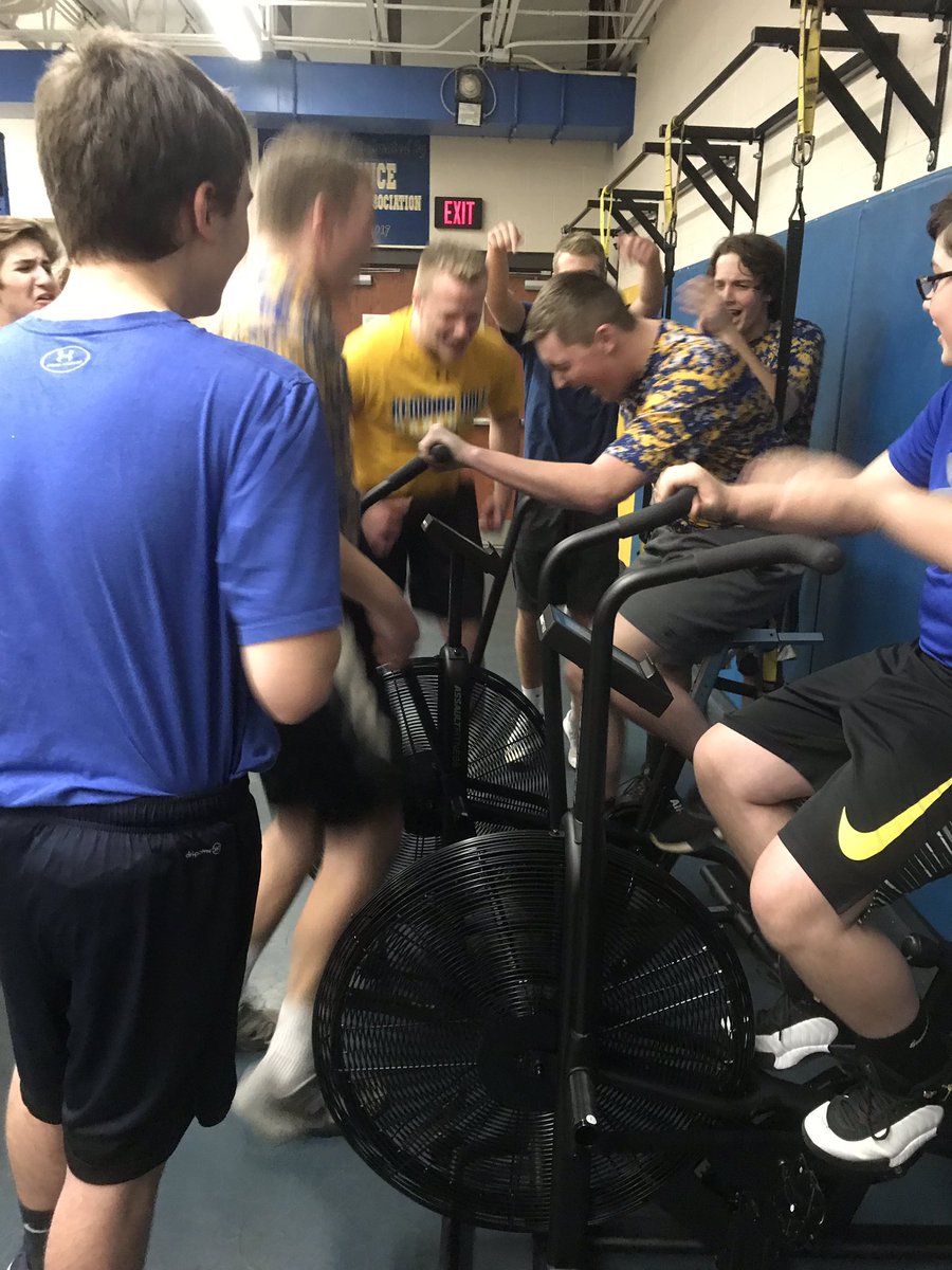 KDstrength's tweet photo. @KennarddaleBB @KDHS_Athletics https://t.co/KFGIE0mcgs
