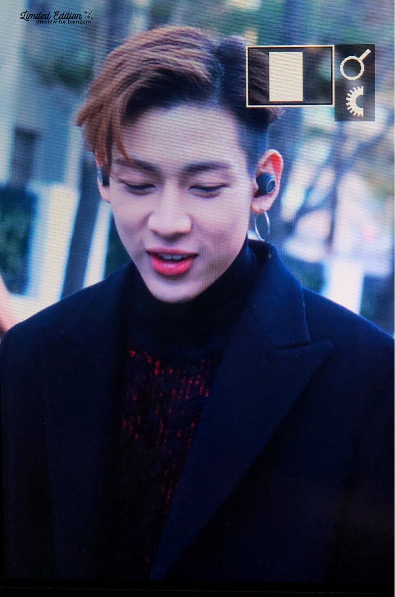 Limited970502's tweet photo. 1207 Music Bank
외출
#갓세븐 #뱀뱀 
#GOT7 #BamBam
#GOT7_PresentYOUandME 
#GOT7_Miracle 
@BamBam1A https://t.co/VuQt43eLUu