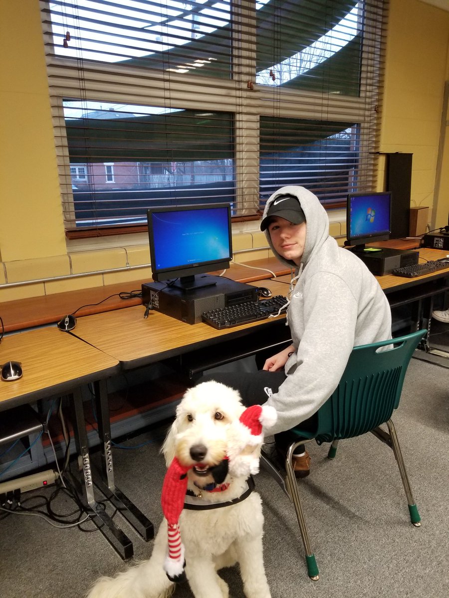 Data2Inform's tweet image. Lucy visits students today.  Lucy enjoys the visit as much as our students. #masonmoment #justforfun #stressreliever #moodbooster