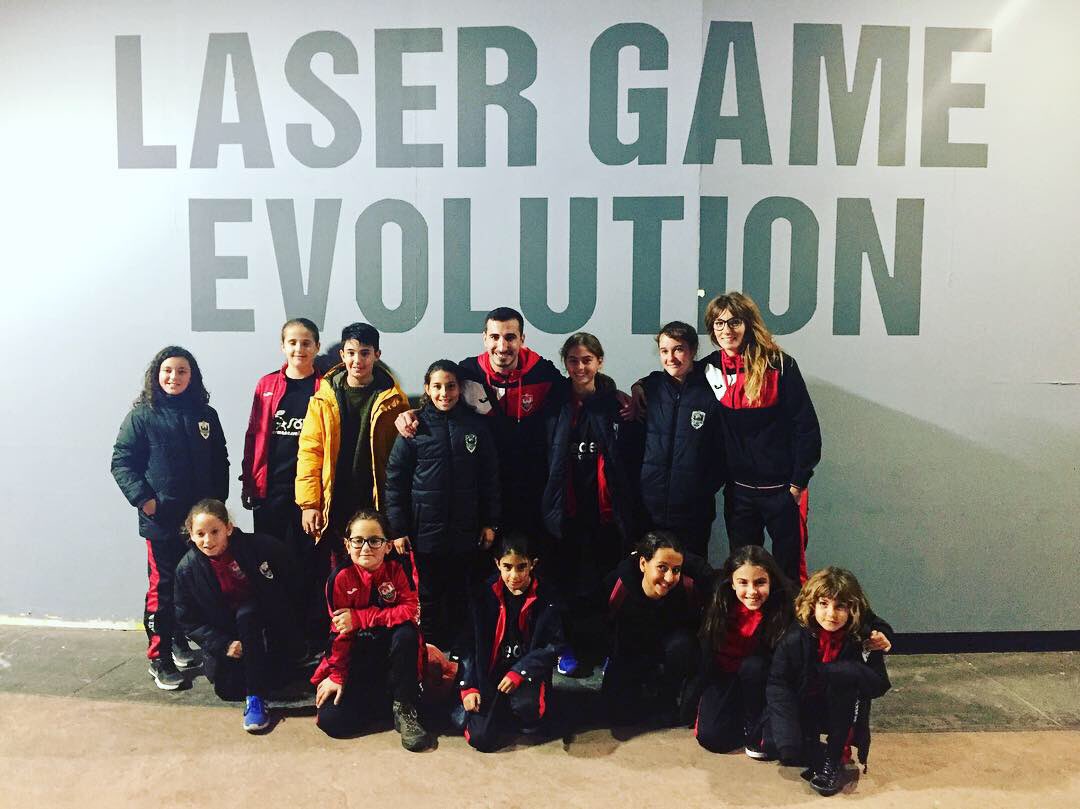 CDXFemeni's tweet photo. Avuí l’equip Ben/Ale ha gaudit d’un entrenament diferent. Han visitat el centre comercial @MN4CC . Hem viscut una experiència inoblidable als recreatius i al #lasergameevolution .
#ciutatdexàtiva #ciutatdexàtivafemení #equip
@ciutatdexativa @CDXFemeni https://t.co/1EfREXsfra