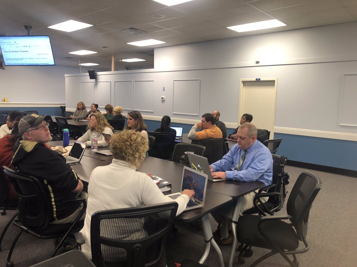 CVCCdfonseca's tweet photo. Mr. Mace, BCPS EC Director, welcoming participants to 3-Ring Binder professional development.   #ignitelearningbcps https://t.co/CjqAlxgLWY