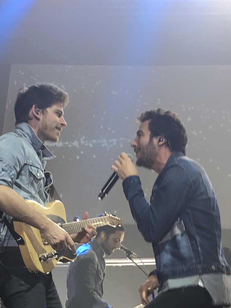 LS57MAGNETIX's tweet photo. Une belle énergie à Metz avec @Amir_Off #addictour @addictour https://t.co/uZqzPS7AXW