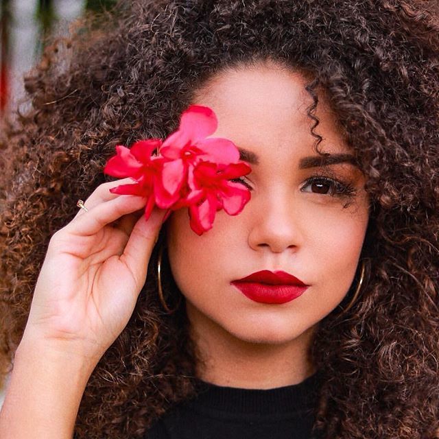 ABBAHair's tweet photo. Keep your curls in check no matter what style you chose with our Curl Prep Spray, available at your local @ultabeauty! ✨🌿#abbalancedlife https://t.co/RYRSoJ2dZM