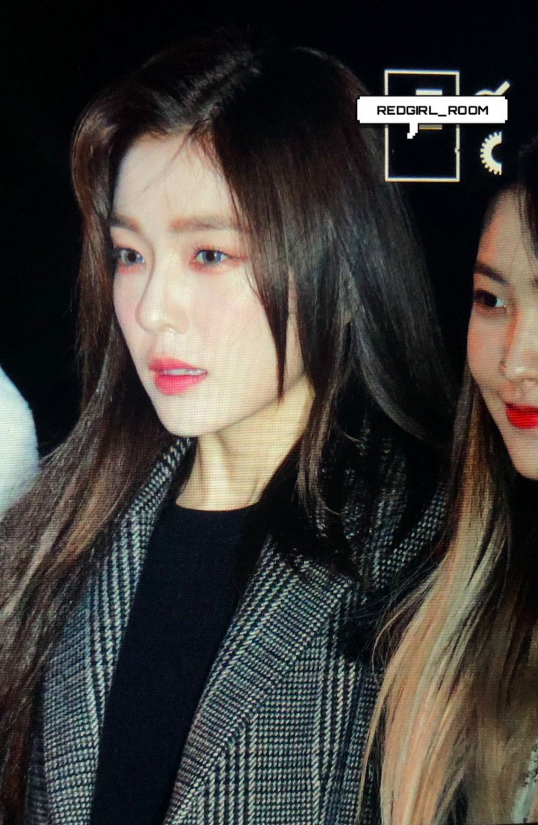 REDGIRL_ROOM's tweet photo. 181207 뮤직뱅크<preview>

#레드벨벳 #REDVELVET #아이린 #IRENE #배주현 https://t.co/ZUcQ6FqKPw