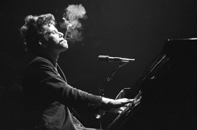 Happy 69th birthday to the one and only Tom Waits. 