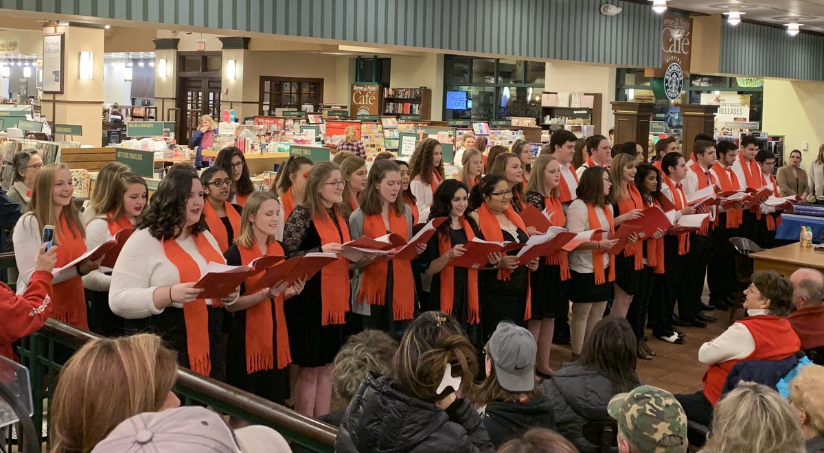 Excellent job tonight caroling by TMS &amp; THS students <a href="/BNNashua/">Barnes & Noble</a>. It set a great holiday mood.  #tpsprepares