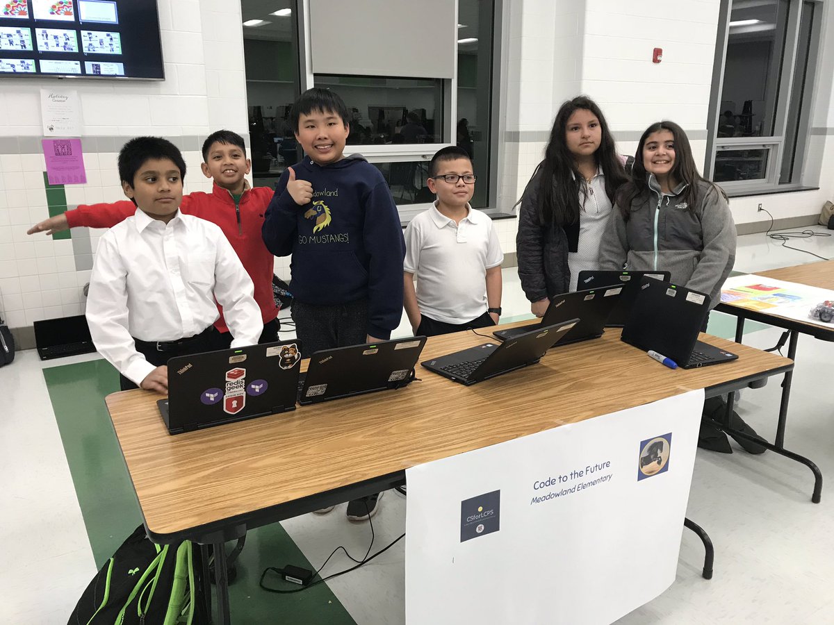 MustangRaines9's tweet image. CSforLCPS Family Night. MEA ready to show off cool learning projects. Go MEA students.  @CSforALL @NickGrzeda @PTOmeadowland @PrincipalMizell #CSforlcps @MickiLovesMath