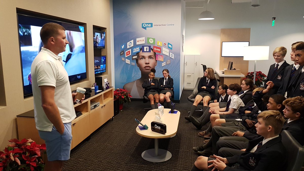 DesignSaltus's tweet image. Congratulations to the @DesignSaltus year 9 students on the completion of thier passive speakers! Thank you to #onecommunications for all your help. @SaltusTnL @SaltusGS @onecommunications #PBL #saltus #saltusdesigntechnology