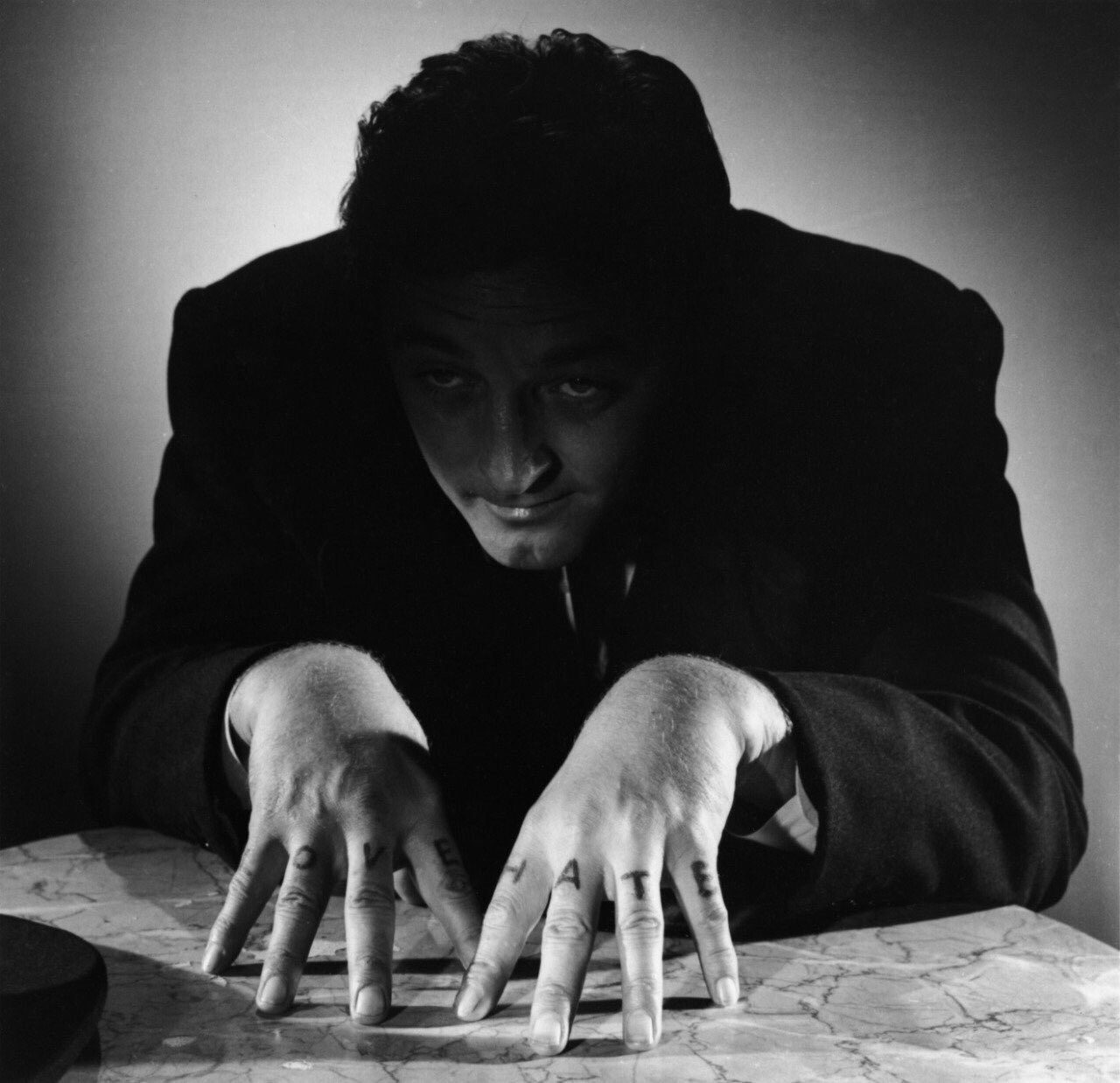 2代目ケツネコロッケのお銀 The Night Of The Hunter 1955 狩人の夜 Charleslaughton Thenightofthehunter Jamesagee Robertmitchum Shelleywinters Lilliangish チャールズ ロートン 狩人の夜 ジェームズ エイジー ロバート