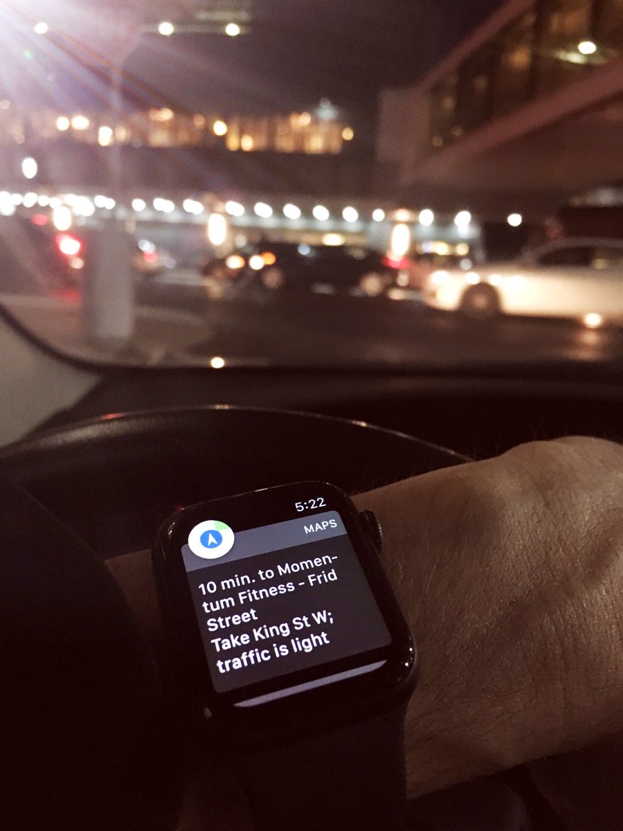 When your watch knows exactly what time it is ... 👟⌚️ #MomentumFitmas #getmomentum #hamont