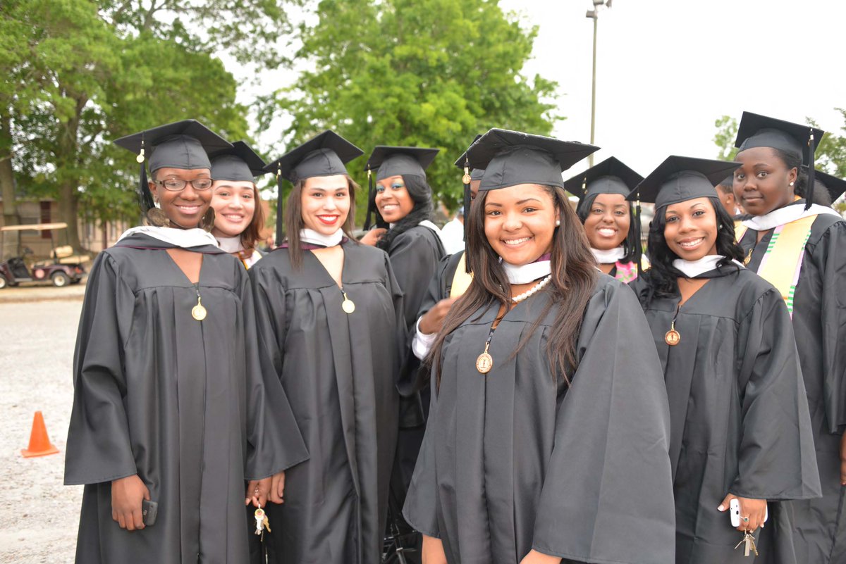 ClaflinUniv1869's tweet photo. It's #CUThrowbackThursday! These group of ladies are from our 2013 graduating class. We can't wait to have another amazing group of graduates next week! https://t.co/ygIHcMWyA7