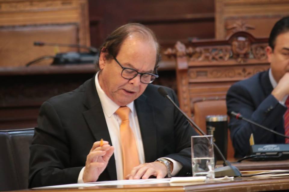 CoahCongreso's tweet photo. En este momento se encuentra ante la Comisión de Salud de la LXI Legislatura el Dr. Roberto Bernal Gómez, con motivo del desglose del Informe de Resultados de la Secretaría de Salud del Estado de Coahuila. #TodasLasIdeasTodasLasVoces https://t.co/MubfhufIwh