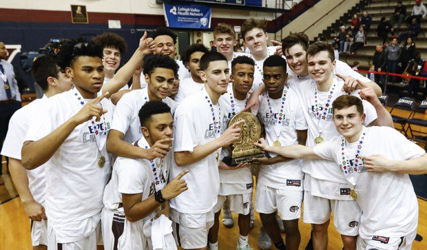 PAHoopsReport's tweet photo. BECAHI is coming off a great season so far, going 28-3. To this point, they have won the Conference Play-offs and are the District XI Champions! All season they have been ranked #2 in the state behind Imhotep Charter. Will the Golden Hawks be able to de-throne the Panthers? https://t.co/rgwl2XzRql