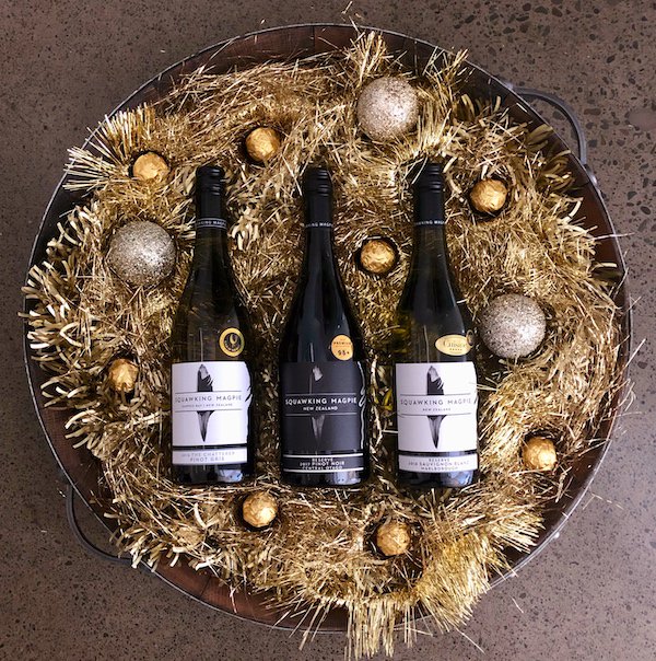 Wines To Crow About - Dec 18 - mailchi.mp/f37e12224fad/w…

Head to our website to subscribe and get wind of our Monthly Offers first.. 

#christmasbox #goldrush #monthlyoffers #squawkingmagpie #squawkingmagpiewines #gimblettgravels #hawkesbaywine