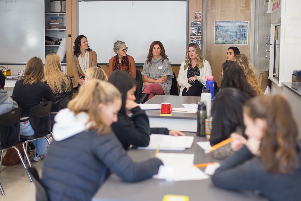 Chameleon_Tech's tweet photo. Our CEO and Project Manager, Melissa and Prab went to #NathanHale earlier today to talk to young girls about what it means to work in the #tech industry! The students asked great questions and it was a great experience. Thank you so much #IGNITEWorldwide! https://t.co/U9b8eLZ2Vw
