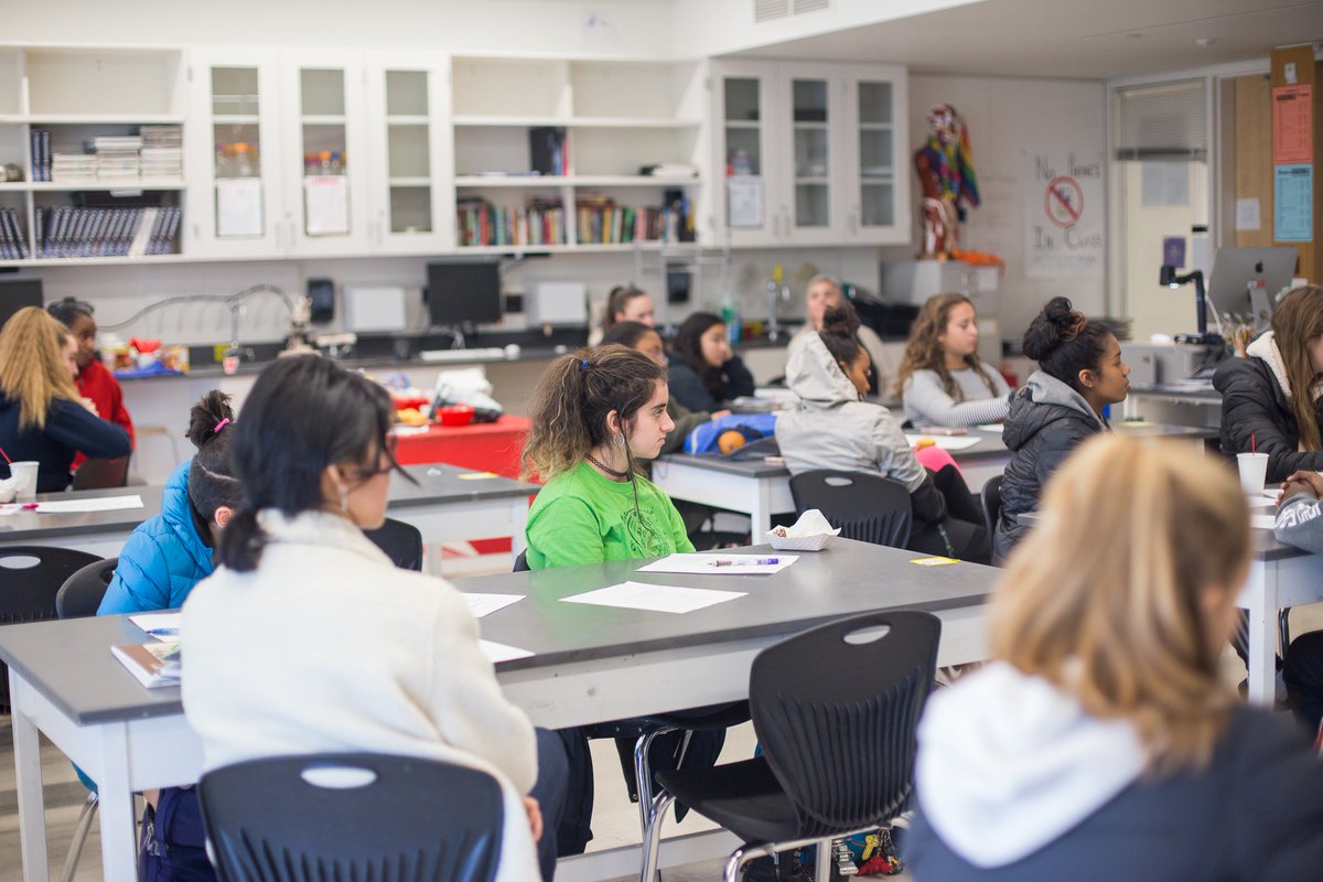 Chameleon_Tech's tweet photo. Our CEO and Project Manager, Melissa and Prab went to #NathanHale earlier today to talk to young girls about what it means to work in the #tech industry! The students asked great questions and it was a great experience. Thank you so much #IGNITEWorldwide! https://t.co/U9b8eLZ2Vw