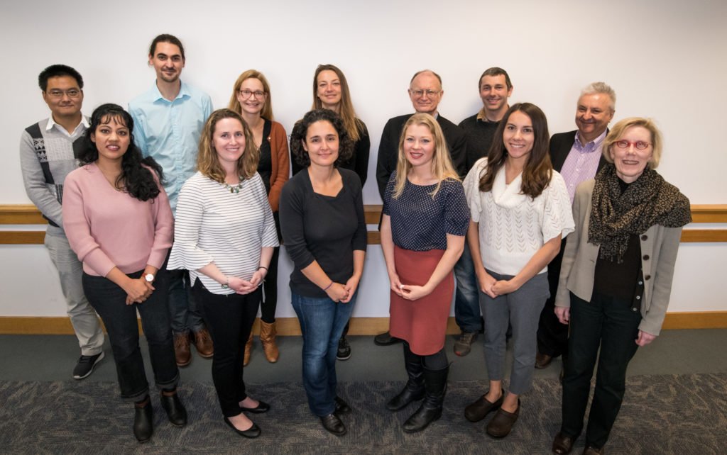 LBNLBioSci's tweet photo. #BerkLab recently recognized the first graduates of the Early Career Enrichment Program, a program designed to broaden the exposure of outstanding early career researchers at the Lab. https://t.co/8U4nmd4Jdw #LabLife https://t.co/fYekh0m5FQ