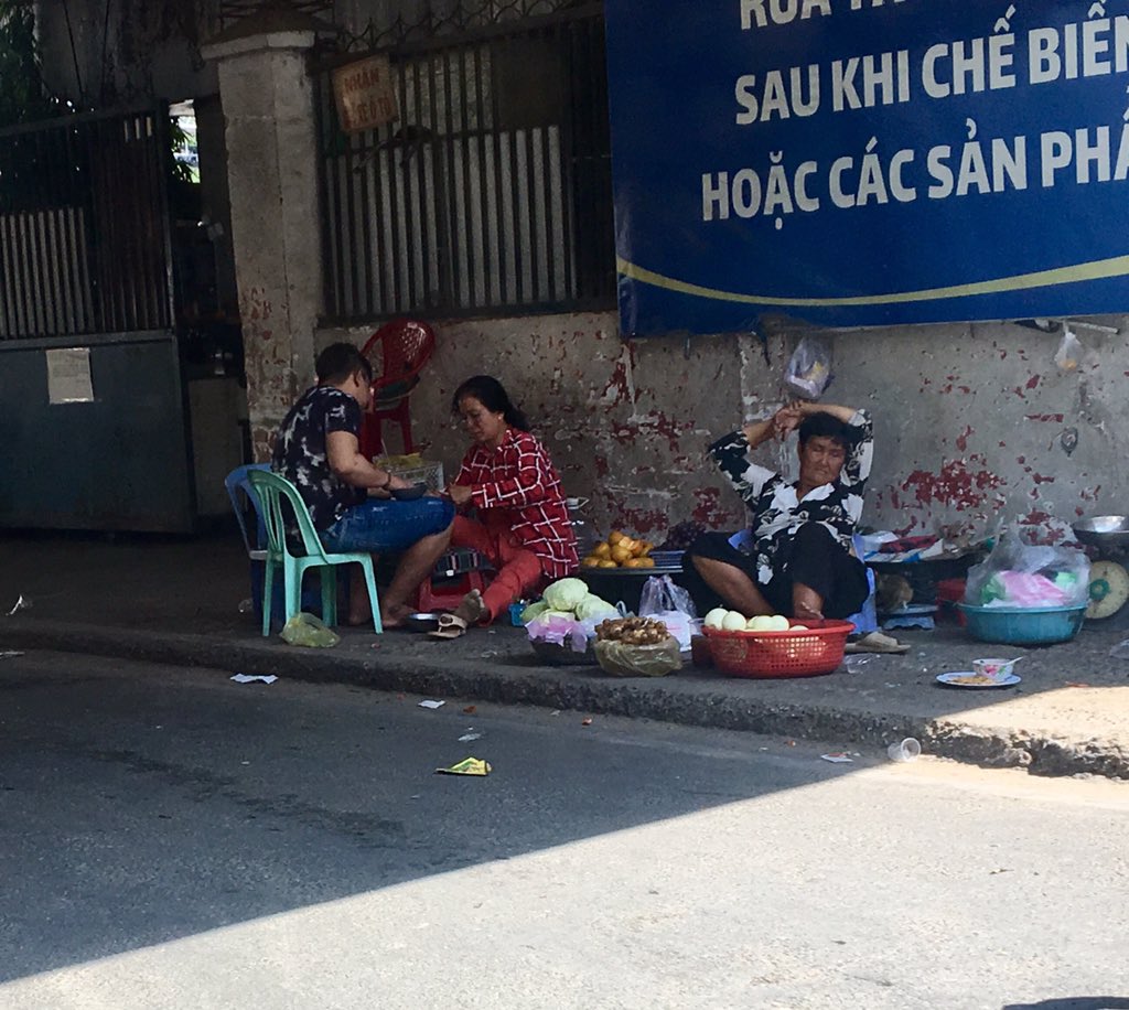 Scottahiller's tweet photo. Everyday life in Ho Chi Mihn City #travel https://t.co/pF9cxZyJjs