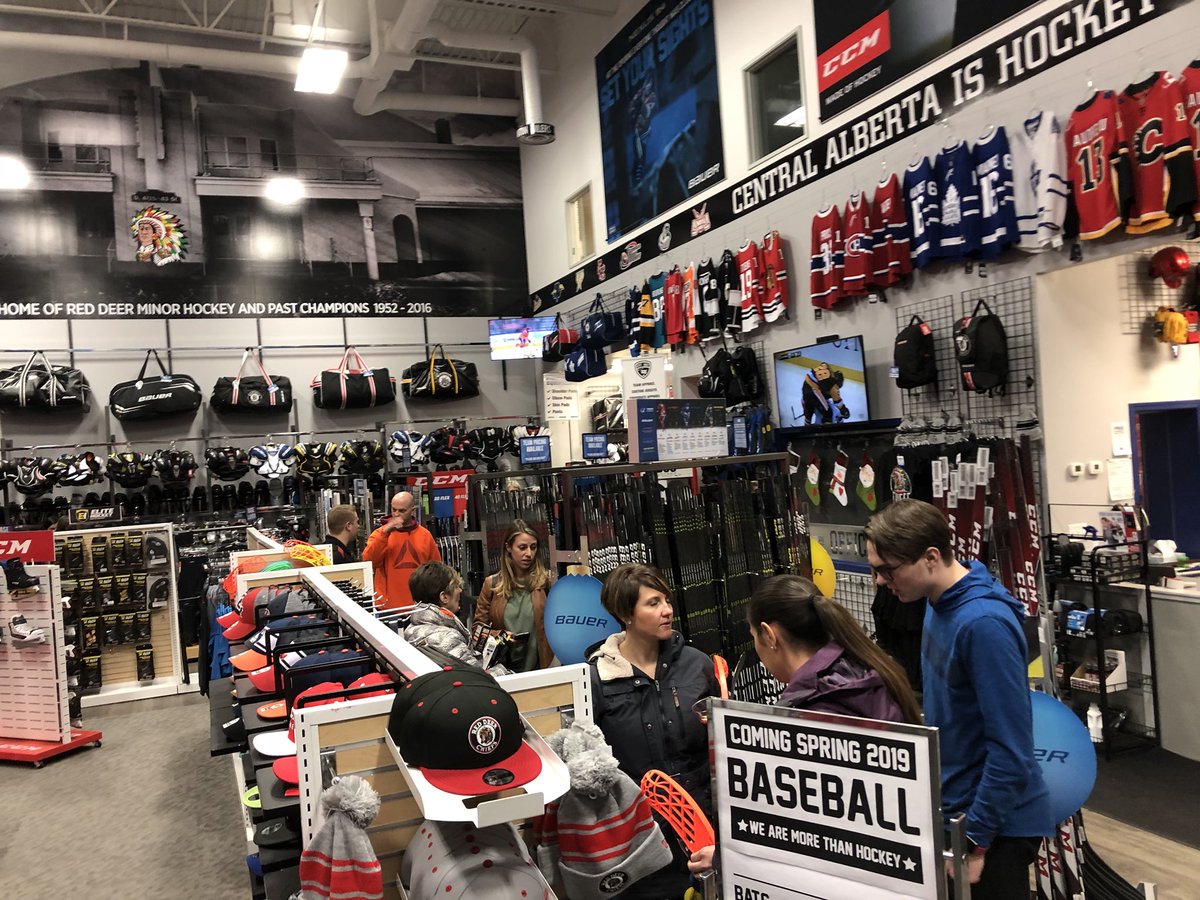 Moms night is underway! We are open until 9:00, 20% off everything in store, 50% off Under Armour, NHLL Hoodies on for $40 and NHL Tees for $10!