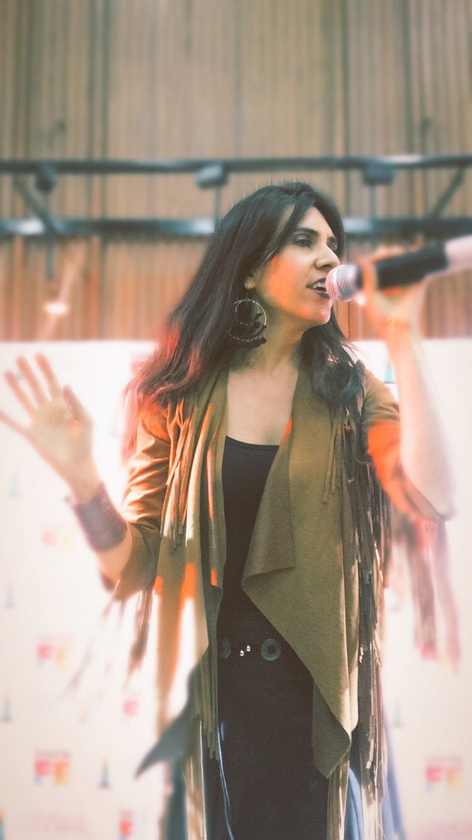 Nayme cerrando este gran encuentro en nuestra casa de la provincia ! ⒼⓇⒶⒸⒾⒶⓈ Ⓐ ⓉⓄⒹⓄⓈ 
#VAMOSCASADESANTAFE #NOCHEDELASCASAS <a href="/yoLeoRossi/">Leo  Rossi</a> <a href="/solcitodelg/">María Soledad Delgado</a>