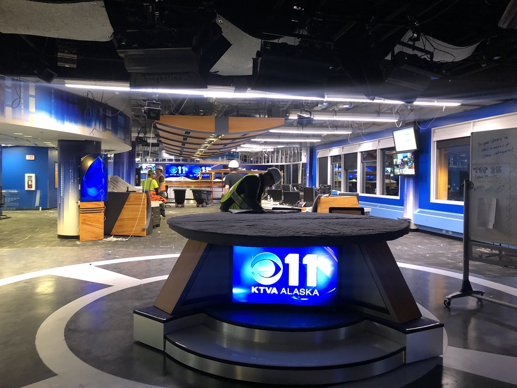 7.0 Earthquake Hit Anchorage Alaska TV Stations knocked off air, uing