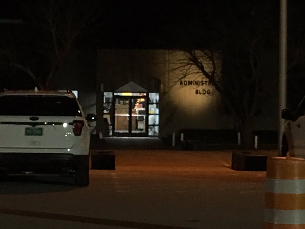 JasonLambNews's tweet image. Media witnesses will soon come out this door, no sign of activity right now. @NC5