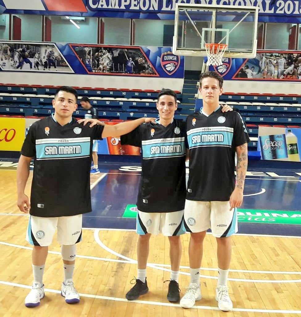 SanMartinLR's tweet photo. #TorneoFederal Modalidad 3x3
Final del duelo
Nicolás Avellaneda (Stgo. del Estero) 13 - San Martín 16
#VamosTornadoCeleste #SomosLaRioja https://t.co/t9PCIwYjbN