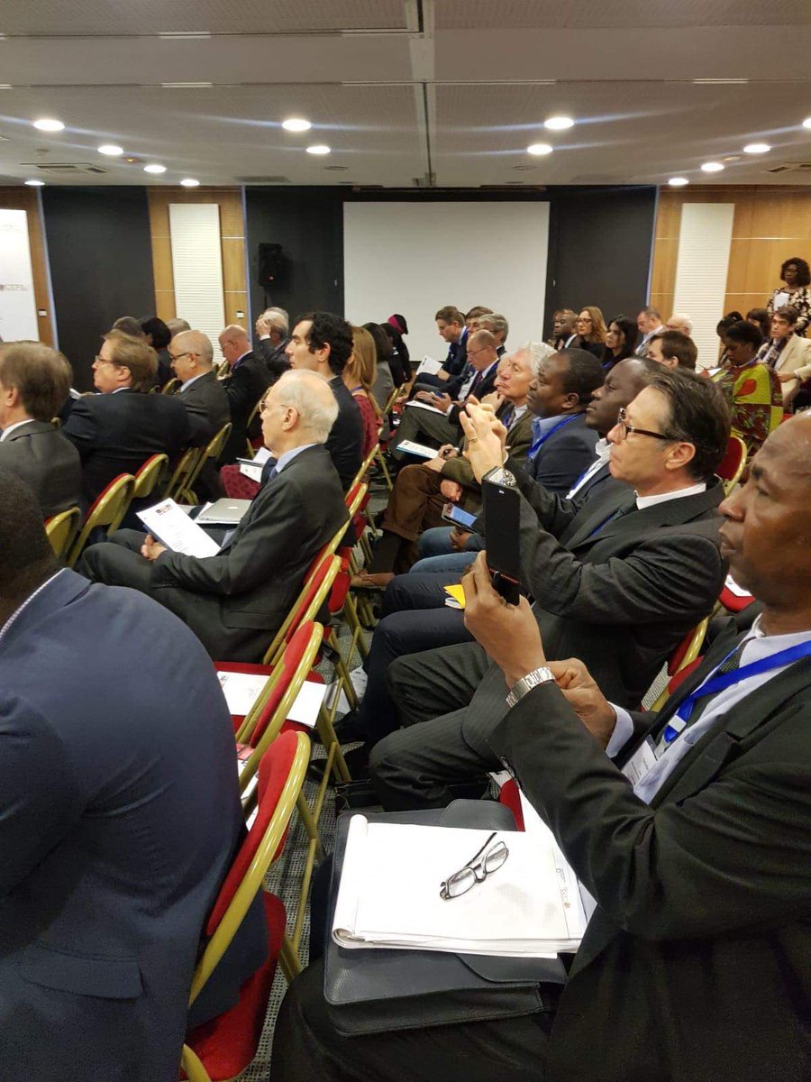 Pedn_Officiel's tweet image. Le président du parti a pris part, aujourd&apos;hui, à la conférence du CEPS au siège de l&apos;OIF à Paris.

Avec des experts représentant 12 nations, ils ont abordé des thèmes ambitieux dont la création d&apos;espace de dialogue pour une société civile véritable

#CEPS #OIF #LK20