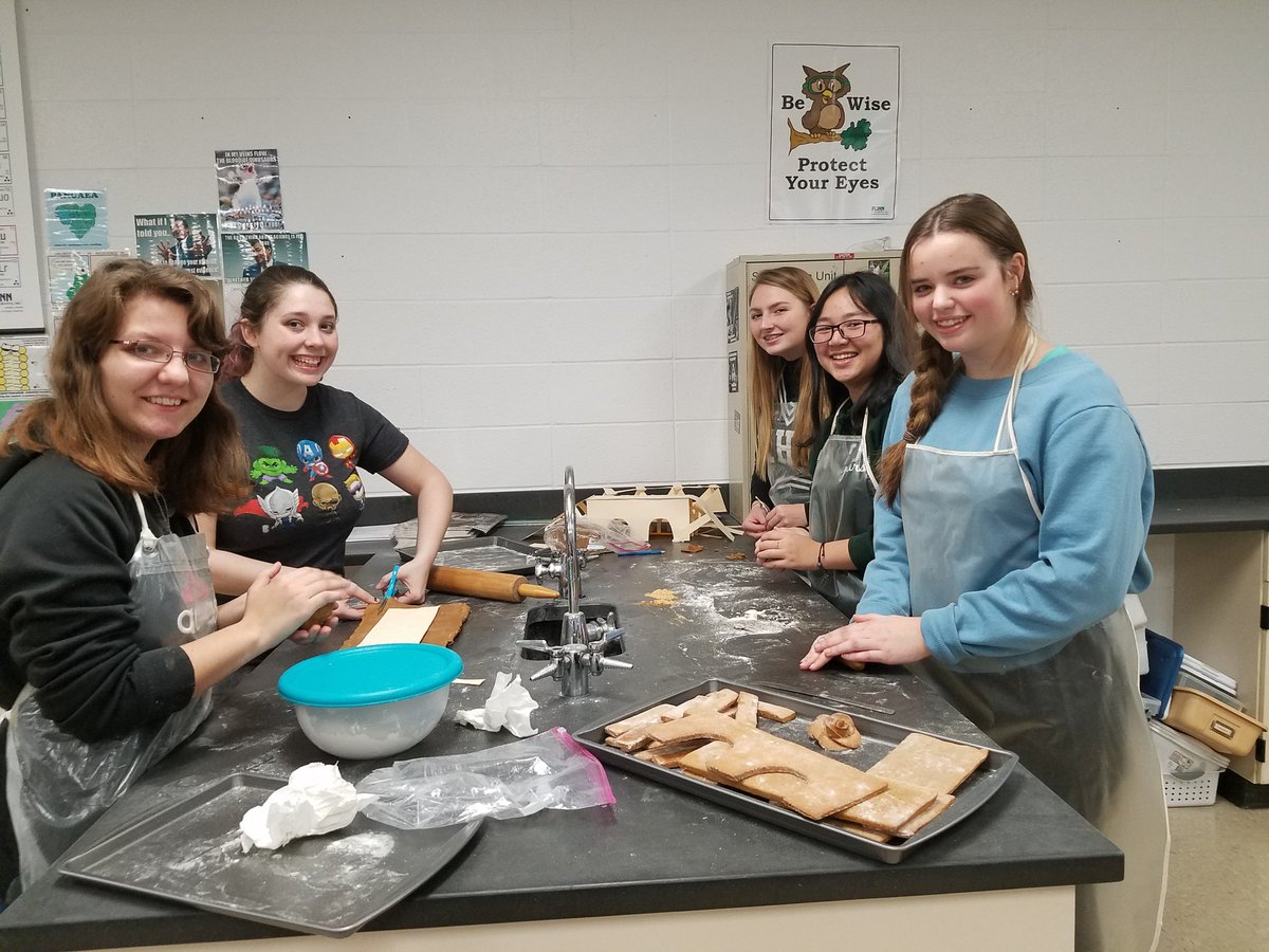 Second and third hour Science Living classes have begun working on their gingerbread bridges. #kingston14pride #dreamboldly