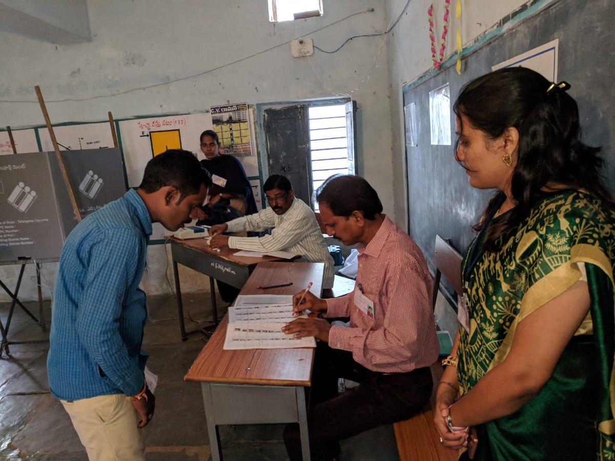 DEO_MBNR's tweet photo. Count your vote! Polling began in all polling stations.
@Collector_MBNR @sivamenaan @Jointcollector1
@SpokespersonECI https://t.co/jwygV3s85u