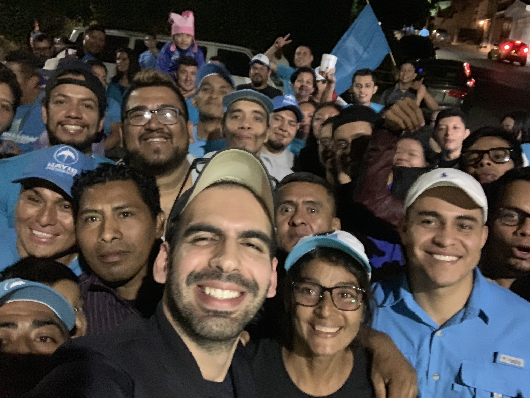 Karim Bukele on Twitter "Ojalá nos veamos a la próxima 😊…