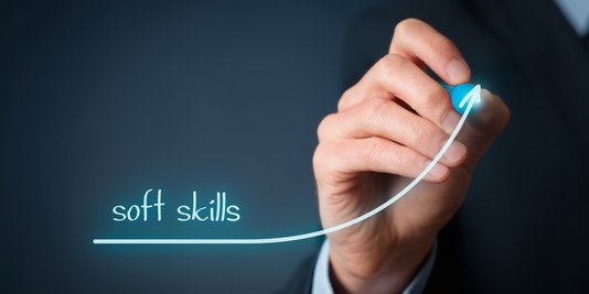 « Soft skills » : ces compétences que les robots et l’IA nous envient > bit.ly/2ImPSMU #IA #AI #entreprises #Formation