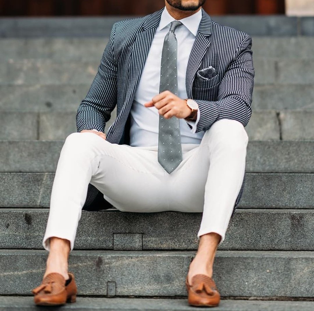 eLaundryApp's tweet photo. Swag is for boys, class is for men. .
.
.
.
.
.
.
.
👔
•
🔝 #eLaundryKaro #mumbai
#laundry #drycleaning #shoelaundry #upholstery #sofa #carpet #curtain #travelbags #handbags #leatherbags #partywears #bridalwears #bridalgown #lehenga #saree #cheaplaundry #onepointsolution https://t.co/n6pYJdrul6