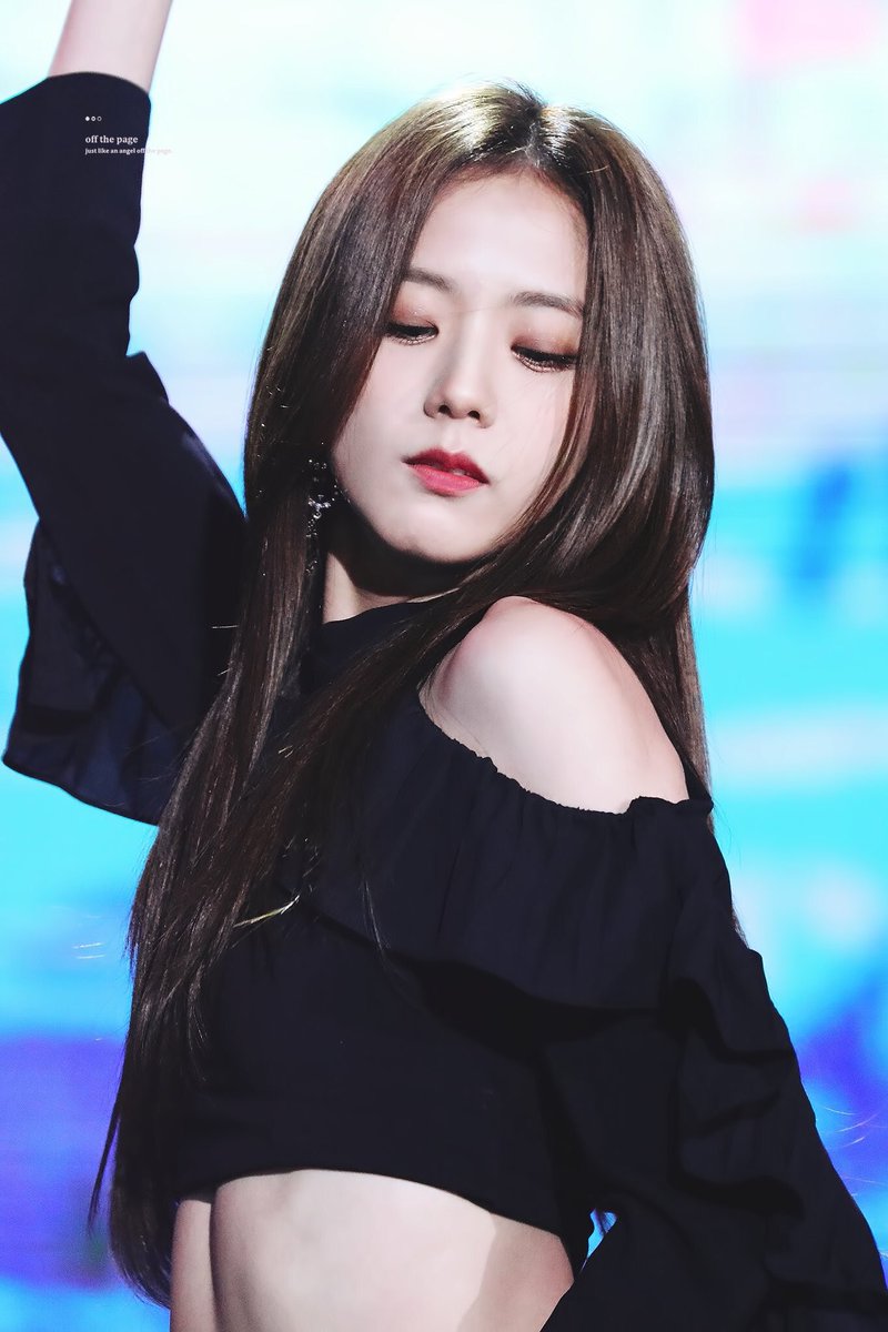 spidernan14's tweet image. จีง เซ็ตเสื้อดำเปิดไหล่โชว์แพคงานคอนไก่ทอดคือที่สุดสำหรับนี่เหมือนกัน มาสเตอร์นิมบ้านพิยังถึงกับไม่ไหว ต้องหายไปตั้งสติ ไม่ลงพรีวิว แล้วมาทีเฮชคิวคือตายทั้งทวิต ติดเทรนด์ทวิตทั้งอาทิตย์อ่ะ นี่เห็นรูปครั้งแรกก็จะไม่ไหว จะล้ม ต้องดมยาดม ดมแบบดมจิงๆเว่ย ไม่ได้พูดเล่น 555555555