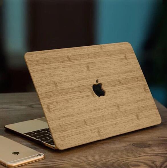 CrystalOu1's tweet photo. Grain wood case for Macbook! #macbookcase #macbook #christmas #wood #casing #grain #cover #macbookcover https://t.co/WAICCffJ9C