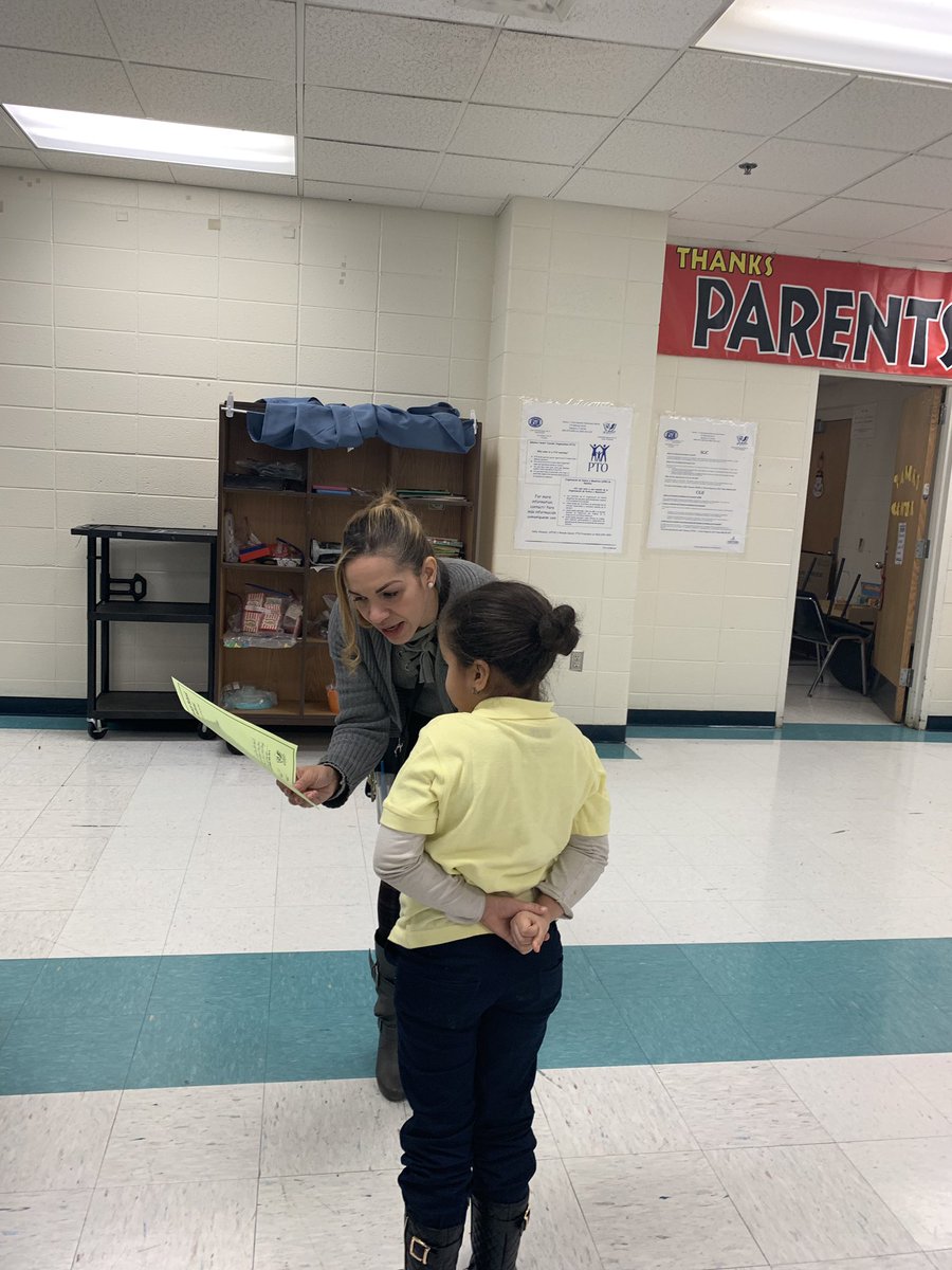 EzzieFigueroa's tweet photo. Another afternoon spent with inspirational kids who demonstrated perseverance, exploration, enthusiasm, or respect and were positively referred to me this week!#PositiveOfficeReferrals #BeInspired  #Sanchez2018 @HartfordSuper @VConner13 @JuneMSellers1 https://t.co/v50mtA5mZZ