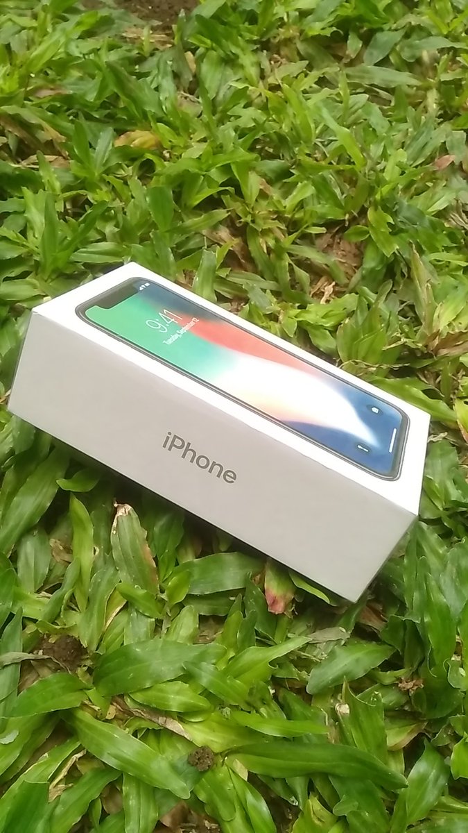 Dijual New iphone X 64 GB masi segel minat pm me for price