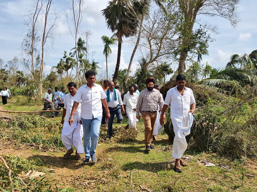 ThaaiSenthil's tweet photo. #ககன்தீப்சிங்பேடி தலைமையிலான குழுவினருடன் தலையாமங்கலத்தில் @TRBRajaa . https://t.co/ap1Ho1w5MX