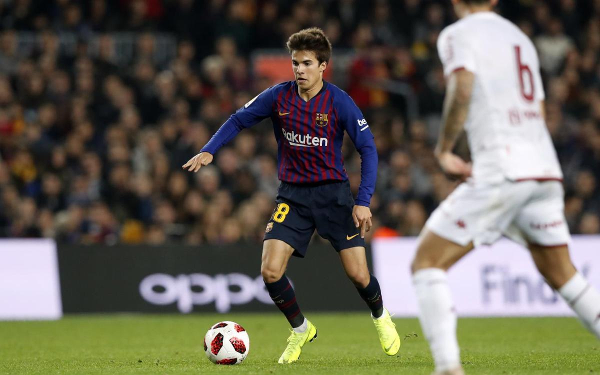 Stat line for @RiquiPuig's official debut:
35 minutes played
1 Assist
28 Passes
24 Completed passes
.857 Completed pass %
3 Recoveries
2 Fouls won
36 Touches