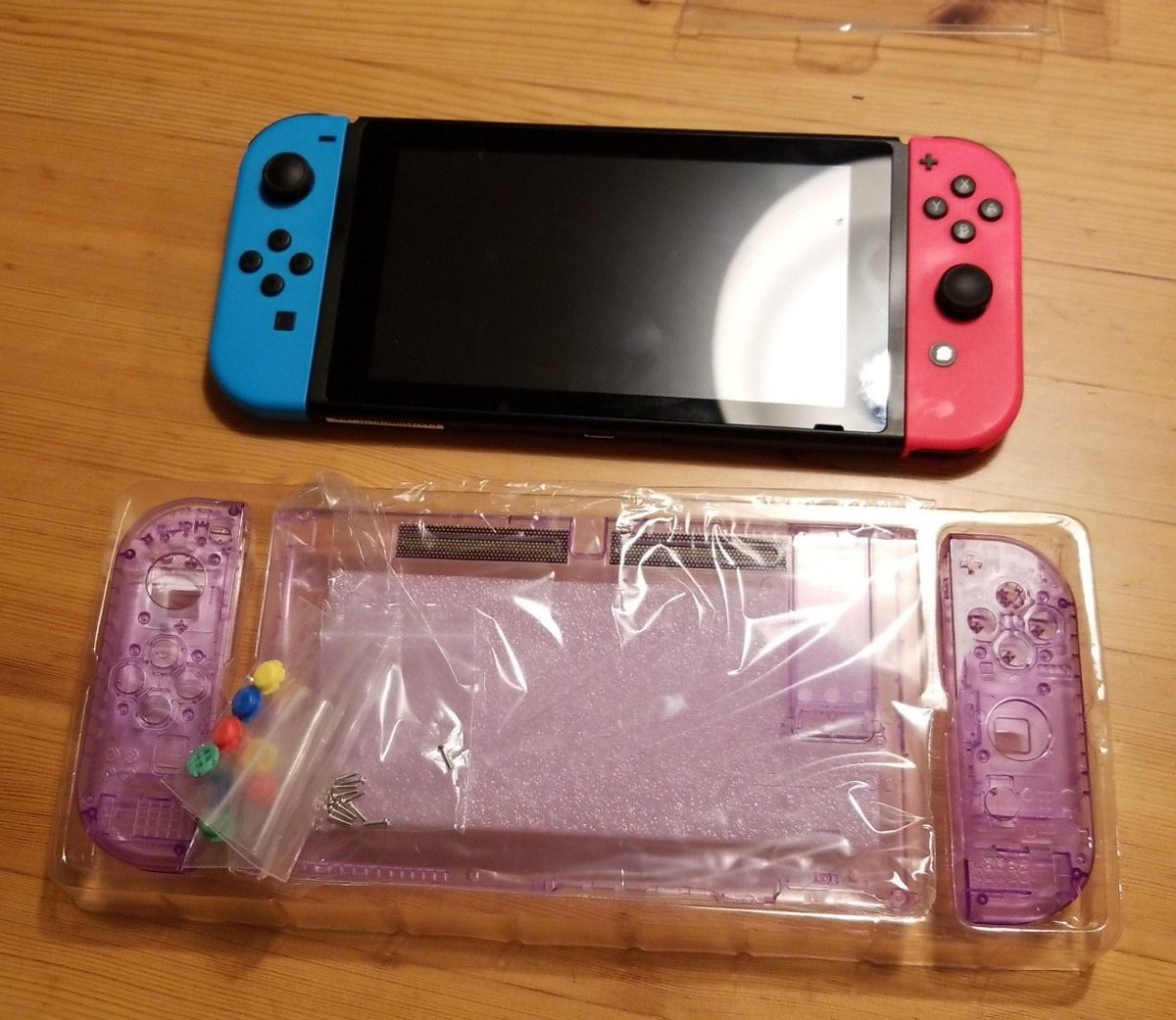 sarahrols's tweet photo. Tonight. It's happening #purpleswitch #purplelife https://t.co/pEo444pwmU