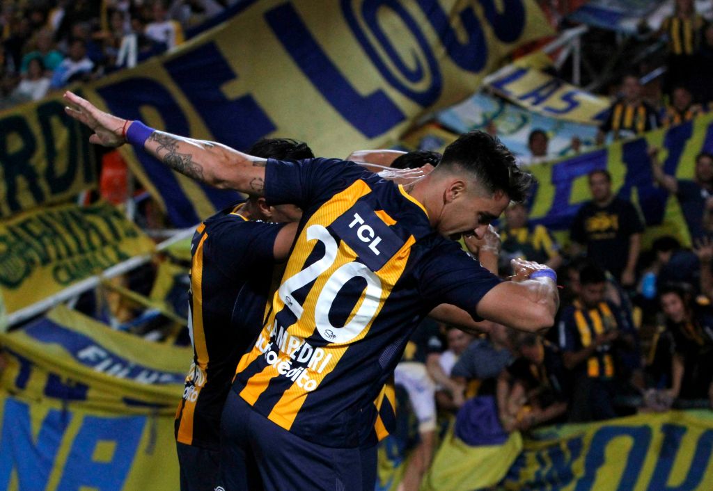 SC_ESPN's tweet photo. No es un dab cualquiera... ¡dale RT al dab del campeón @CARCoficial! https://t.co/hMJoQZgqUA