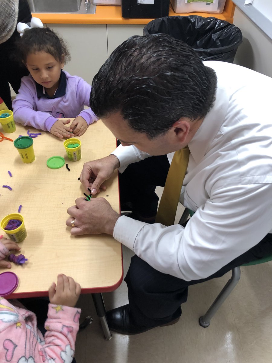 AileenVega123's tweet photo. @CoralParkElemS #PrincipalTODAY @FCANT3RO seeing where it ALL BEGINS, the foundation of it all AND getting first-hand experience #learningaboutBEEs 🐝...@cpe_prek @MiamiSup @MDCPSCommunity @CROJPACE3 @MDCPSCentral @DrvDiana @nataliazea4 @jackieCalz https://t.co/uobkIEFNi7